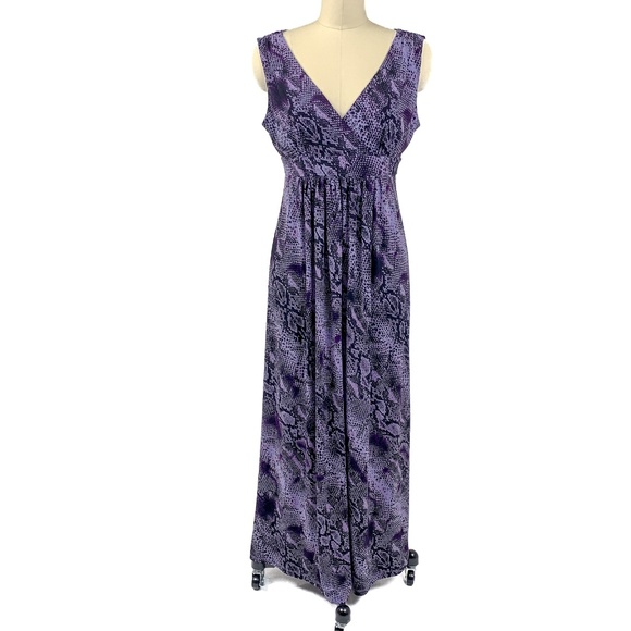 Daisy Fuentes Dresses & Skirts - Daisy Fuentes Maxi Dress Snake Print Purple Black